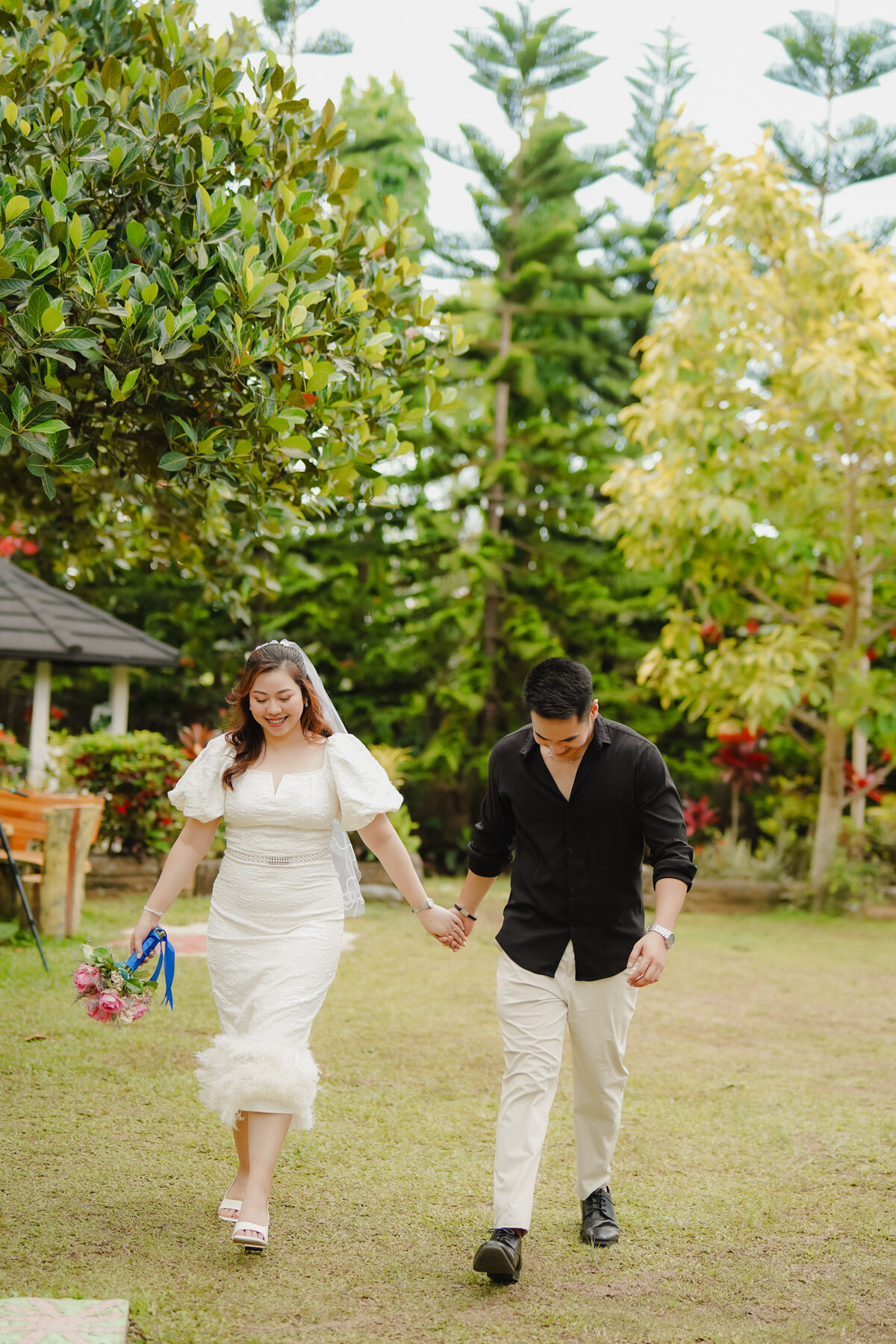 Fernan & Lara in the garden